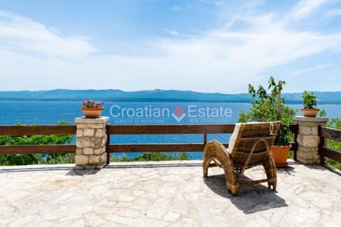 croatia-brac-house-autochthonous-sea-view-sale(106)