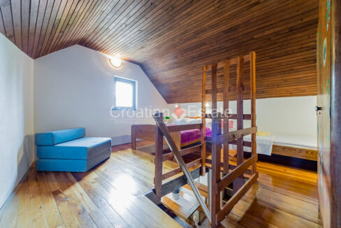 croatia-brac-house-autochthonous-sea-view-sale(118)