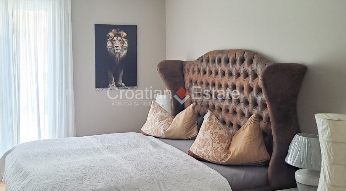 croatia-brac-house-sea-view-pool-yard-garage-sale(116)