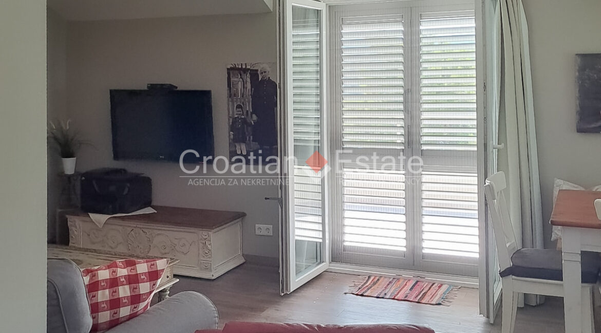 croatia-brac-house-sea-view-pool-yard-garage-sale(134)
