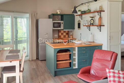 croatia-brac-house-sea-view-pool-yard-garage-sale(135)
