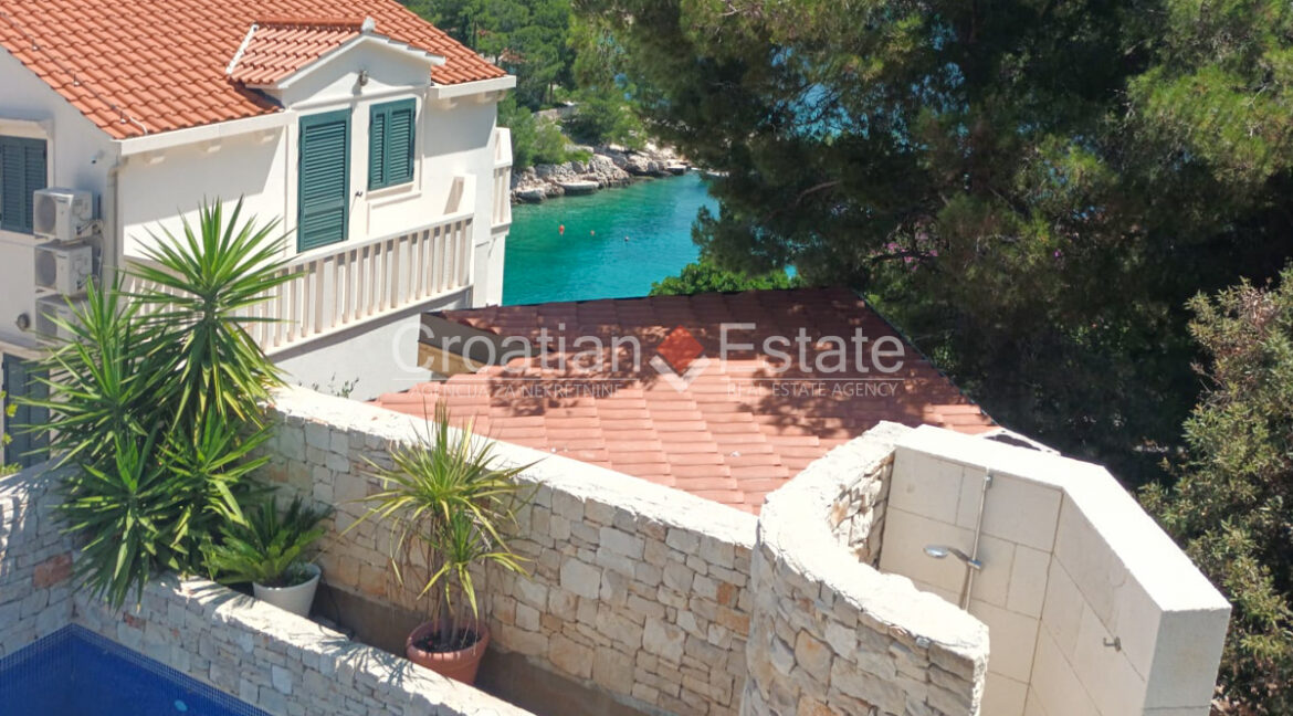 croatia-brac-house-sea-view-pool-yard-garage-sale(144)