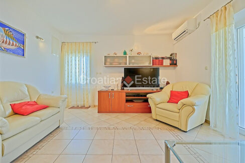 croatia-brac-house-sea-view-sale(102)