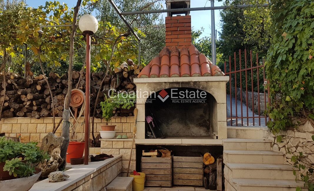 croatia-brac-house-sea-view-sale(110)