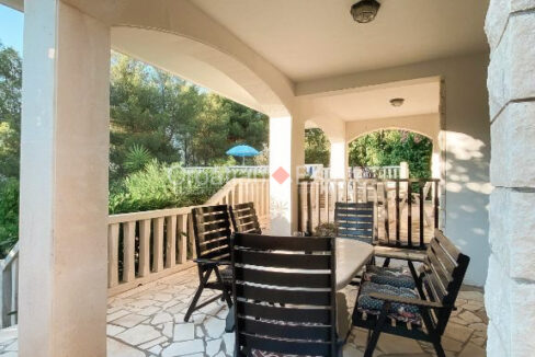 croatia-brac-house-six-flats-separate-entrances-yard-garage-sale(107)