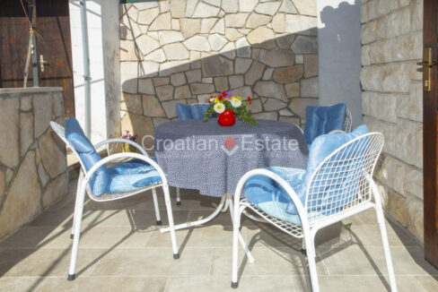 croatia-brac-house-stone-garden-terraces-barbecue-sale(106)
