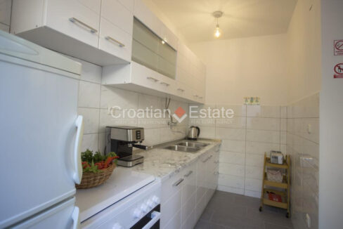 croatia-brac-house-stone-garden-terraces-barbecue-sale(116)