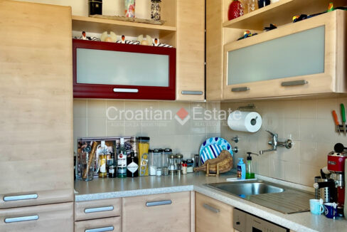 croatia-brac-house-stone-sea-view-yard-barbecue-sale(109)