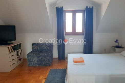croatia-brac-stone-house-sea-view-coutryard-barbecue-sale(121)