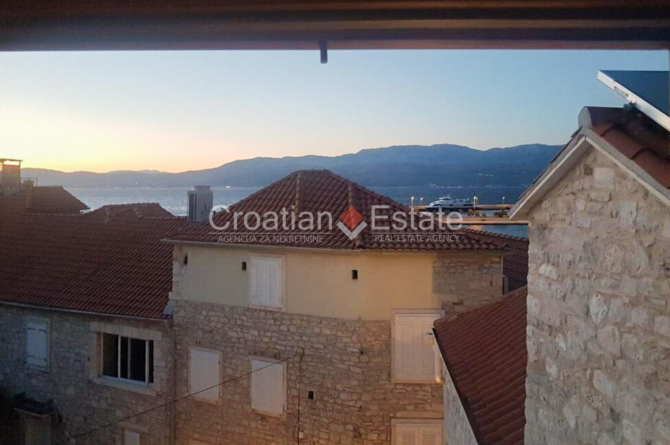 croatia-brac-stone-house-sea-view-coutryard-barbecue-sale(124)