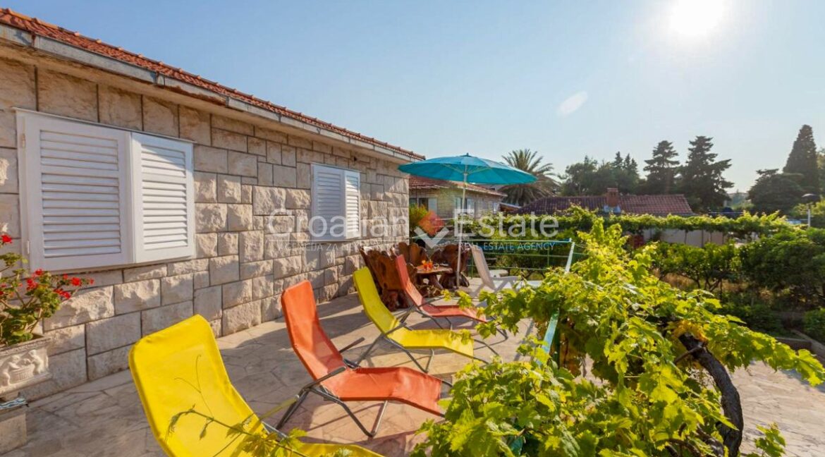 croatia-brac-stone-house-sea-view-sale(104)