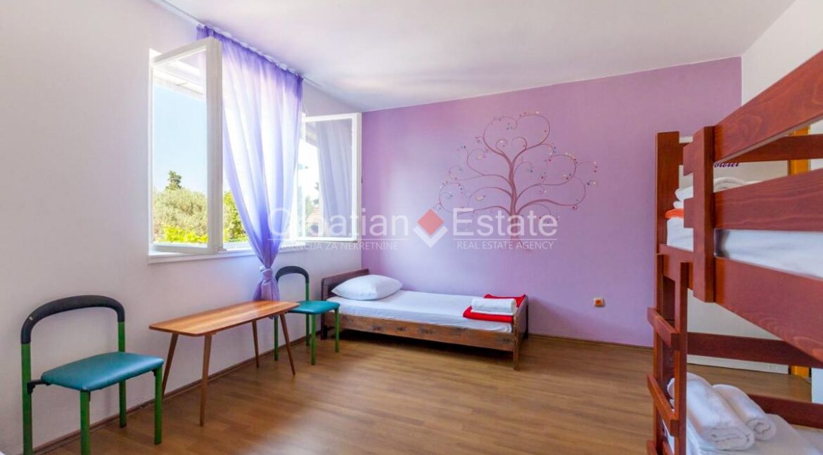 croatia-brac-stone-house-sea-view-sale(114)