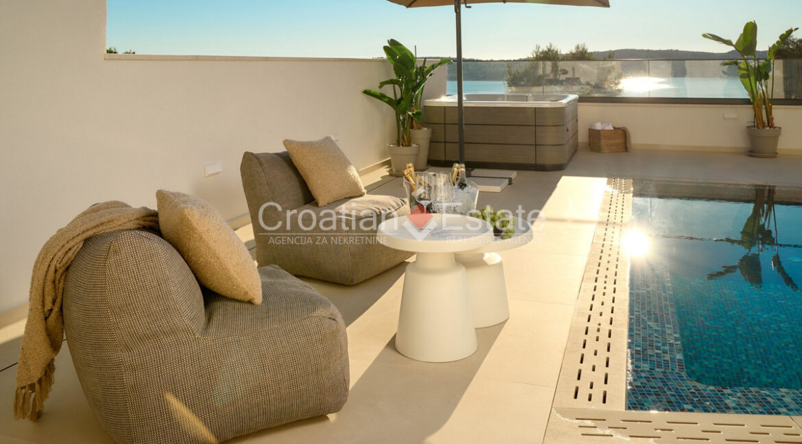 croatia-brac-villa-new-build-sea-view-pool-gym-garage-sale(105)