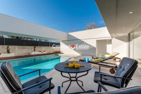 croatia-brac-villa-pool-sale(103)