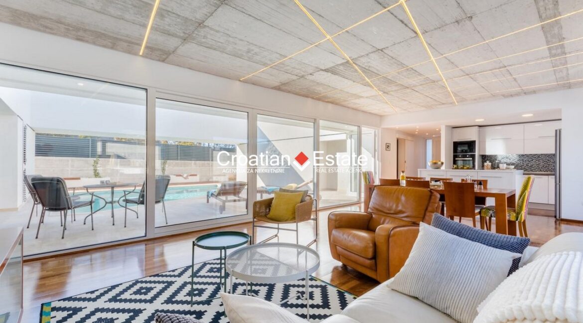 croatia-brac-villa-pool-sale(106)
