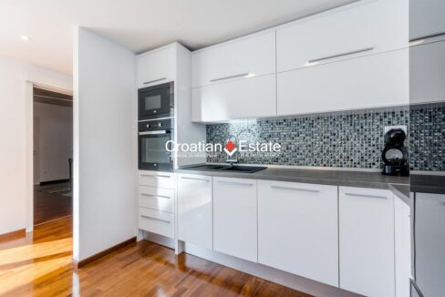 croatia-brac-villa-pool-sale(109)