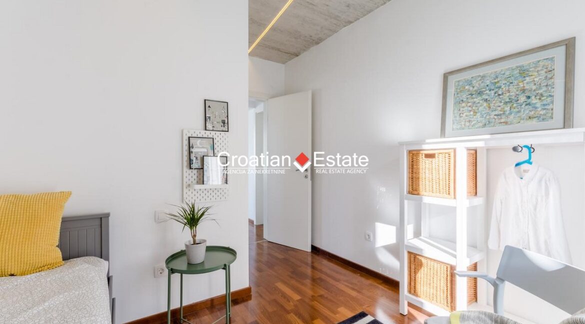 croatia-brac-villa-pool-sale(116)