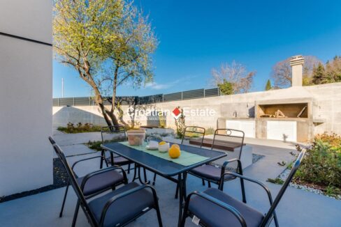 croatia-brac-villa-pool-sale(118)