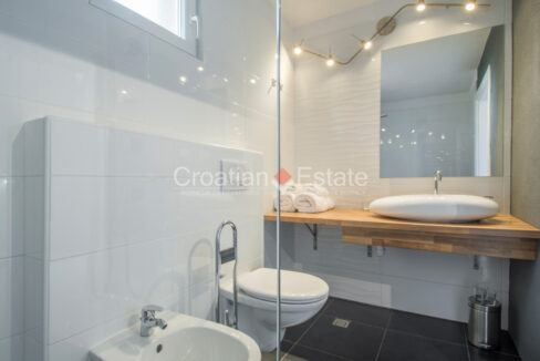 croatia-brac-villa-pool-sea-view-additional-house-gym-sale(145)