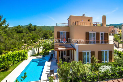 croatia-brac-villa-sea-view-pool-roof-terrace-sale-1(102)