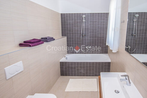 croatia-brac-villa-sea-view-pool-roof-terrace-sale-2(112)
