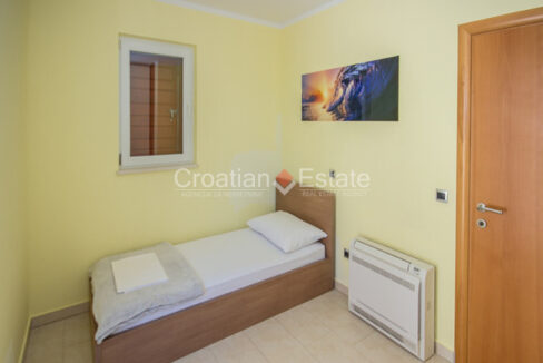 croatia-brac-villa-sea-view-pool-roof-terrace-sale-2(113)
