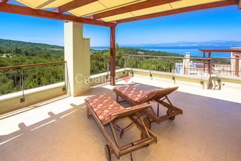 croatia-brac-villa-sea-view-pool-roof-terrace-sale-2(118)