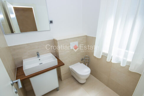 croatia-brac-villa-sea-view-pool-roof-terrace-sale-3(119)