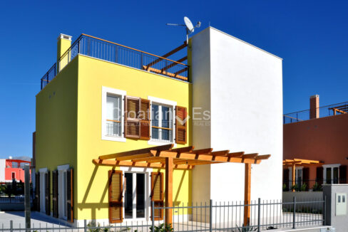 croatia-brac-villa-sea-view-pool-roof-terrace-sale(103)