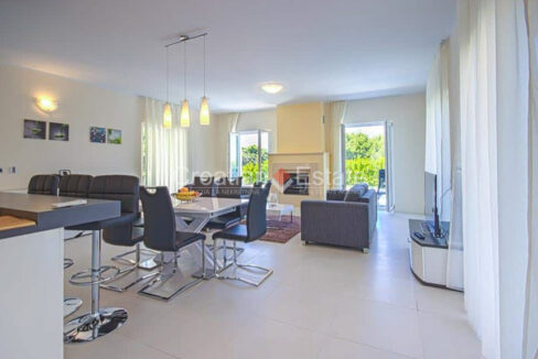croatia-brac-villa-sea-view-pool-roof-terrace-sale(114)