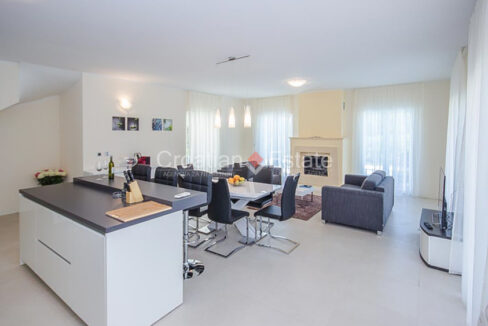 croatia-brac-villa-sea-view-pool-roof-terrace-sale(115)