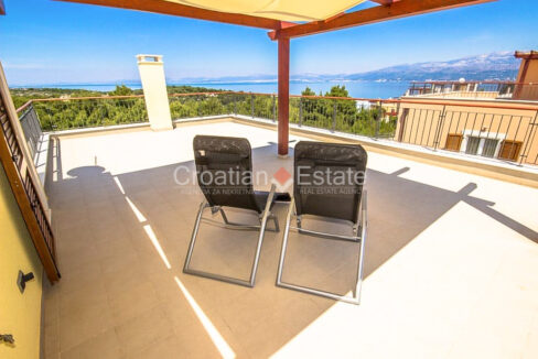 croatia-brac-villa-sea-view-pool-roof-terrace-sale(123)