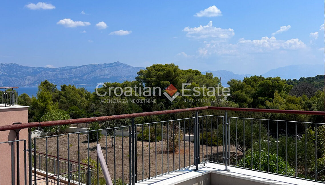 croatia-brac-villa-sea-view-pool-roof-terrace-sale(124)