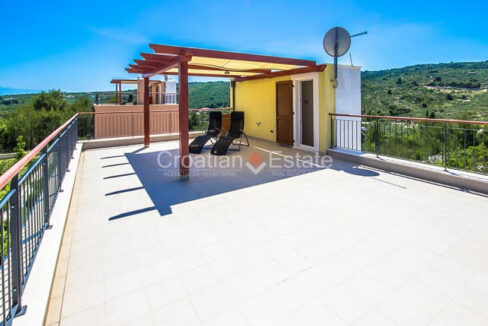 croatia-brac-villa-sea-view-pool-roof-terrace-sale(126)