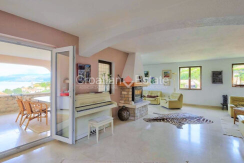 croatia-brac-villa-sea-view-pool-sale(103)