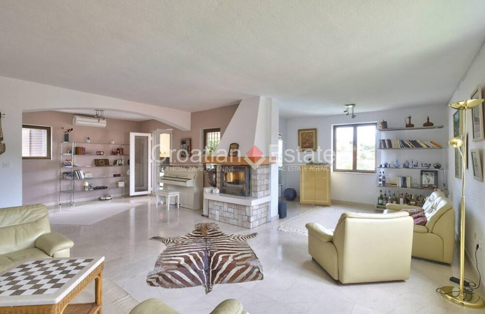croatia-brac-villa-sea-view-pool-sale(104)