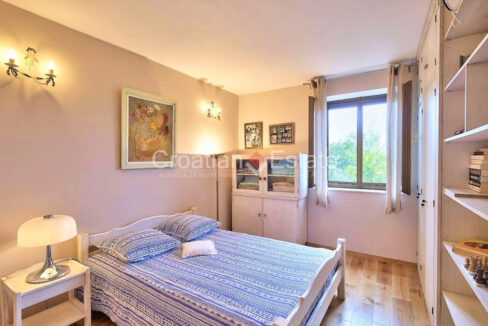 croatia-brac-villa-sea-view-pool-sale(107)