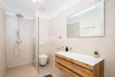 croatia-brac-villa-sea-view-pool-sale(110)