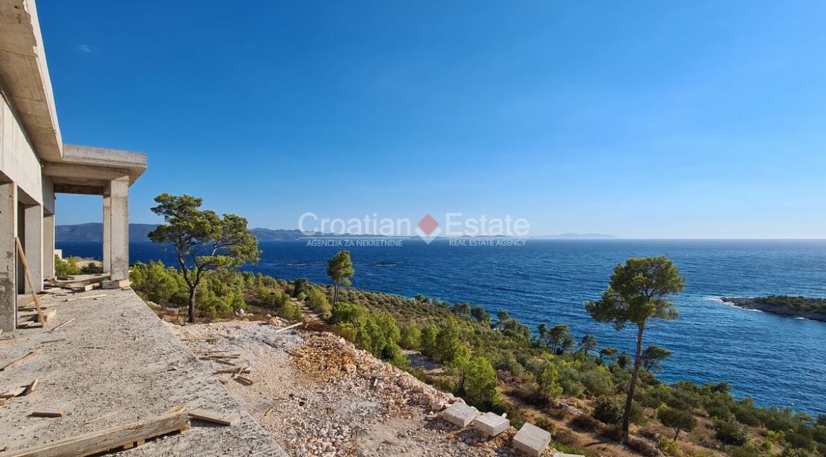 croatia-brac-villa-seafront-sale(101)