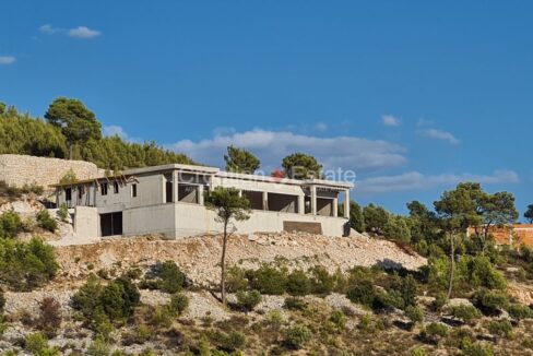 croatia-brac-villa-seafront-sale(104)