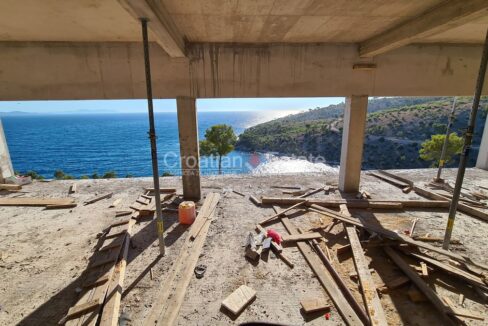 croatia-brac-villa-seafront-sale(105)