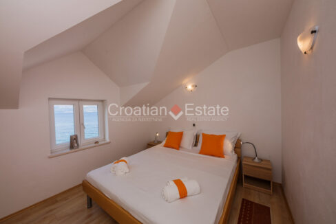 croatia-brac-villa-seafront-sea-view-pool-sale(110)