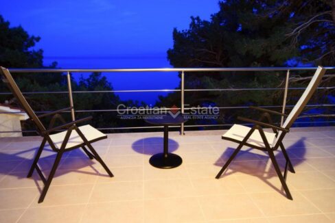 croatia-brac-villa-seafront-sea-view-pool-sale(115)