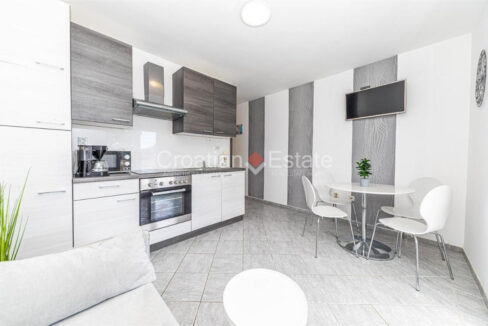 croatia-ciovo-apartment-house-sea-view-pool-sale(113)