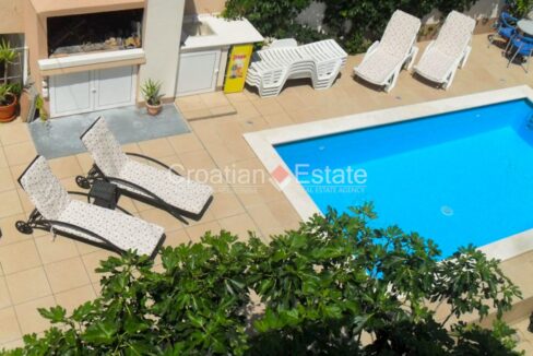 croatia-ciovo-apartment-villa-seafront-pool-sale(112)
