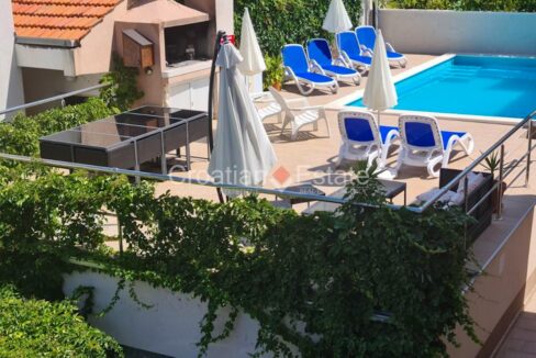 croatia-ciovo-apartment-villa-seafront-pool-sale(113)