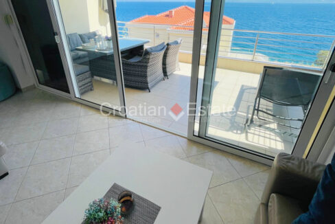 croatia-ciovo-flat-second-row-furnished-sea-view-sale(103)