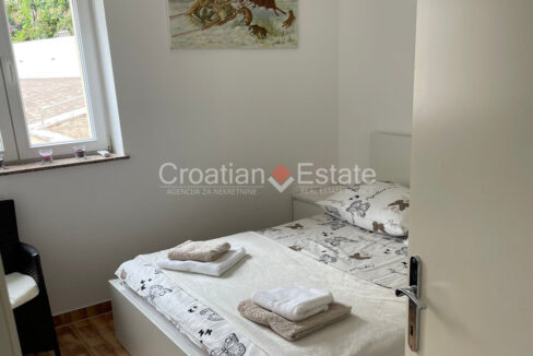 croatia-ciovo-flat-second-row-furnished-sea-view-sale(108)
