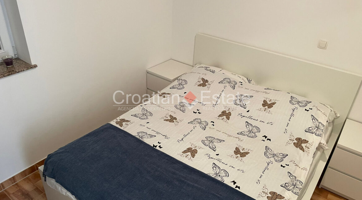 croatia-ciovo-flat-second-row-furnished-sea-view-sale(110)