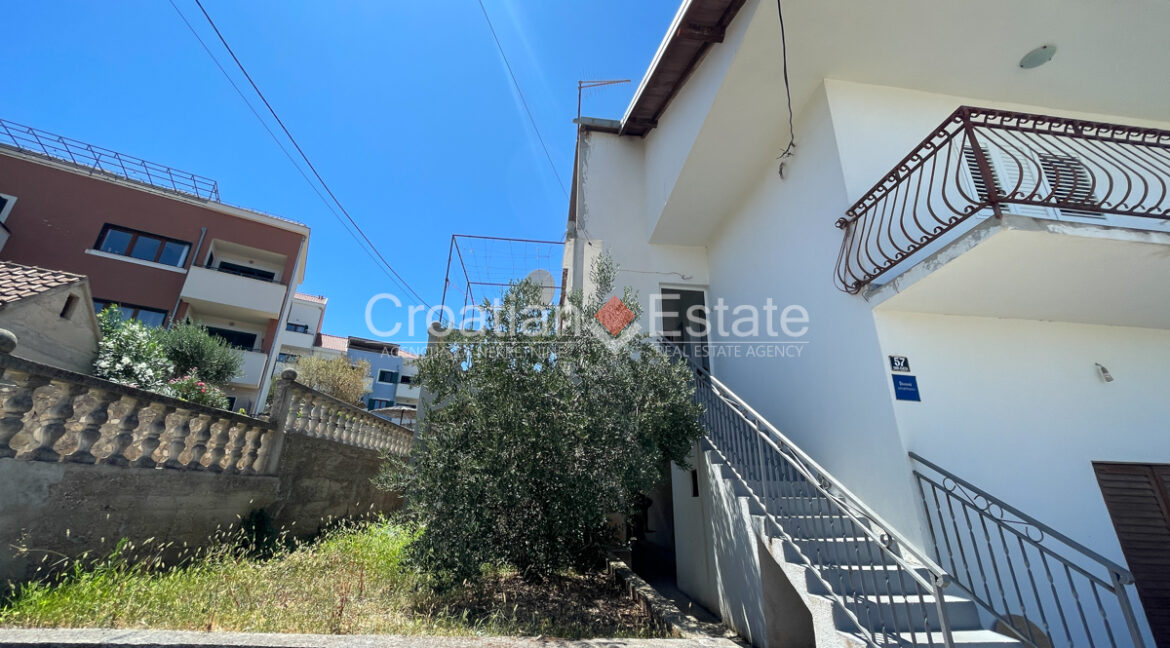 croatia-ciovo-house-garden-sale(103)